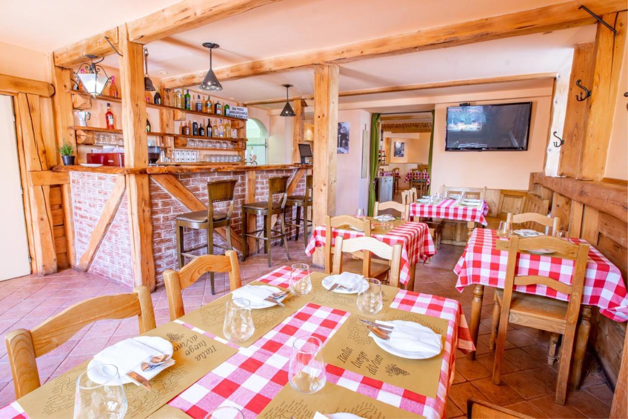 Penzion Sofinata & Pizzeria Špindlerŭv Mlýn Exteriör bild